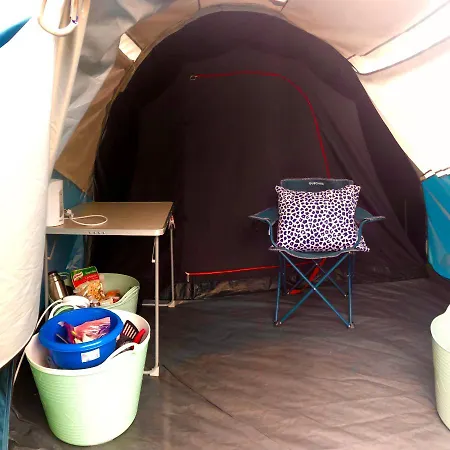 Camping Des Neufs Pres *
