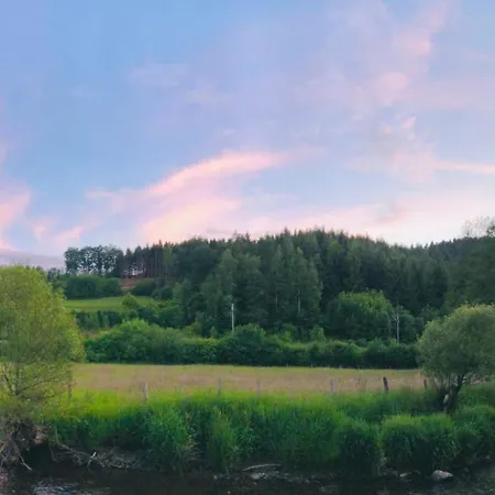 Camping Des Neufs Pres Campingplads