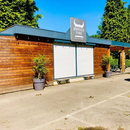 Campingplads Camping Des Neufs Pres *