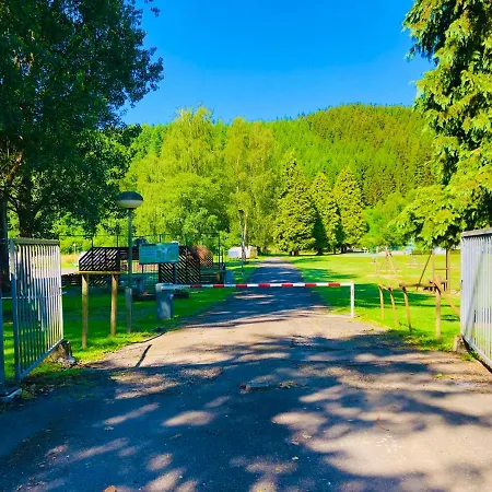 Camping Des Neufs Pres Campsite